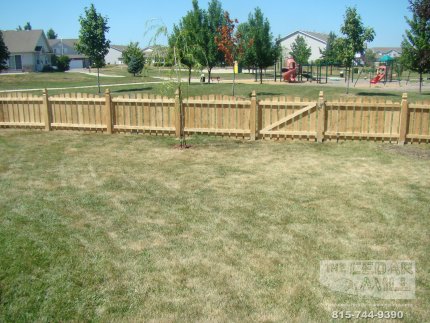 cedar-fence-installed-in-Bloomington-Illinois-067